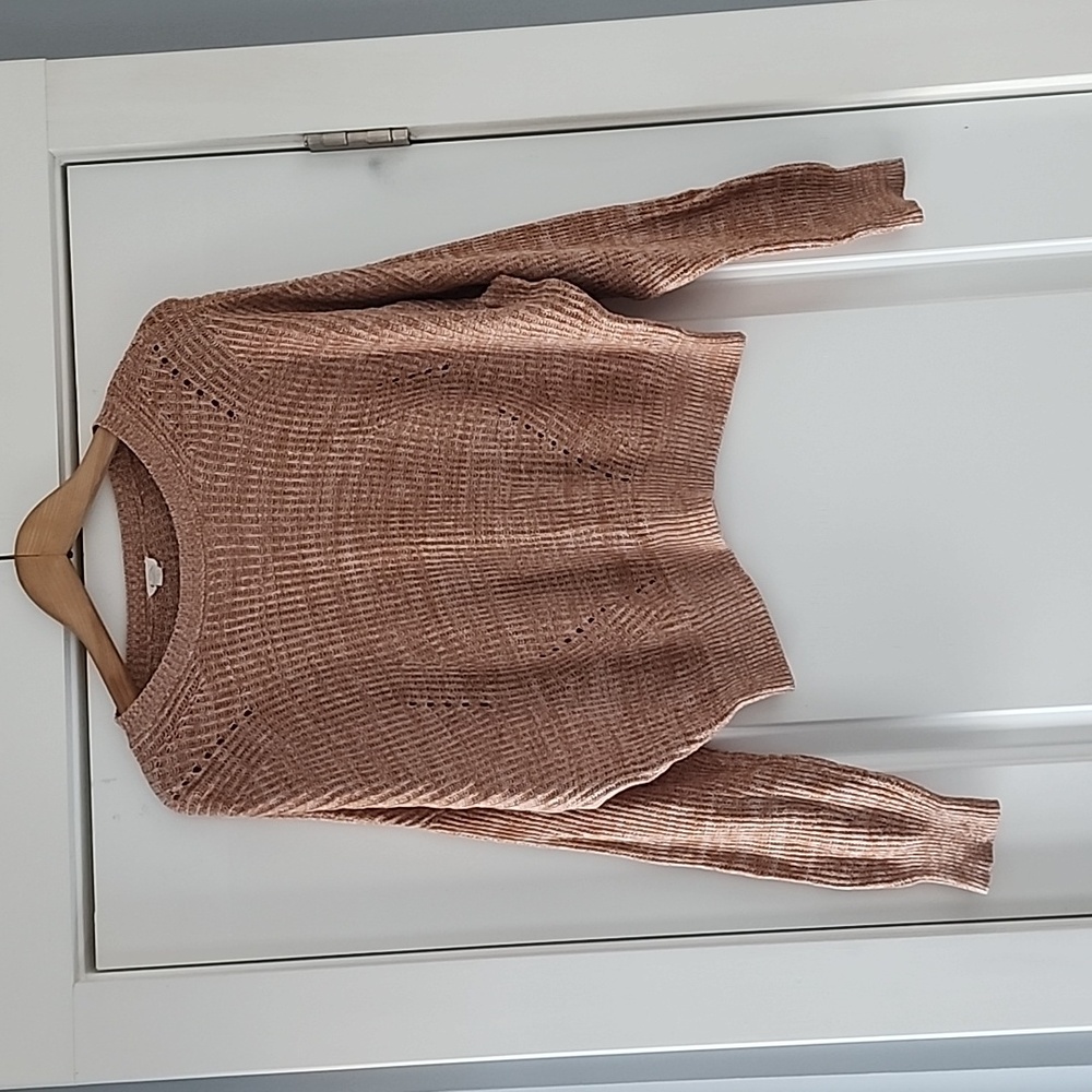 Garage  dolman sleeve tan/cream crop sweater!!